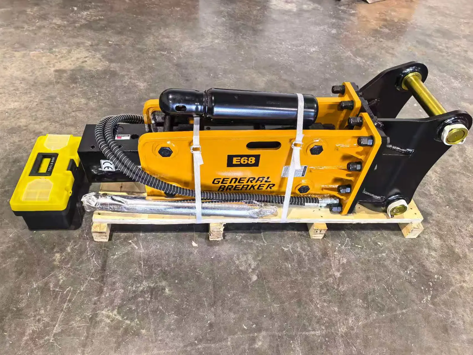 SB40 68mm integrated top-type hydraulic breaker prepared for the first Mexico order