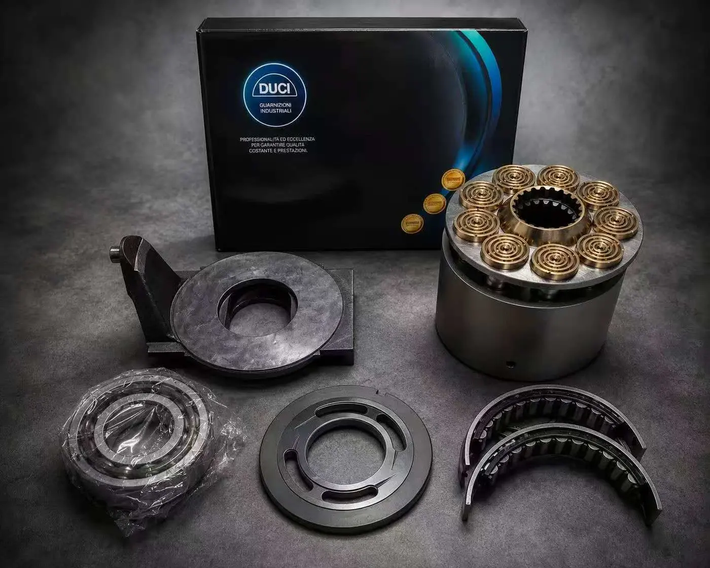Customer-shared hydraulic pump parts